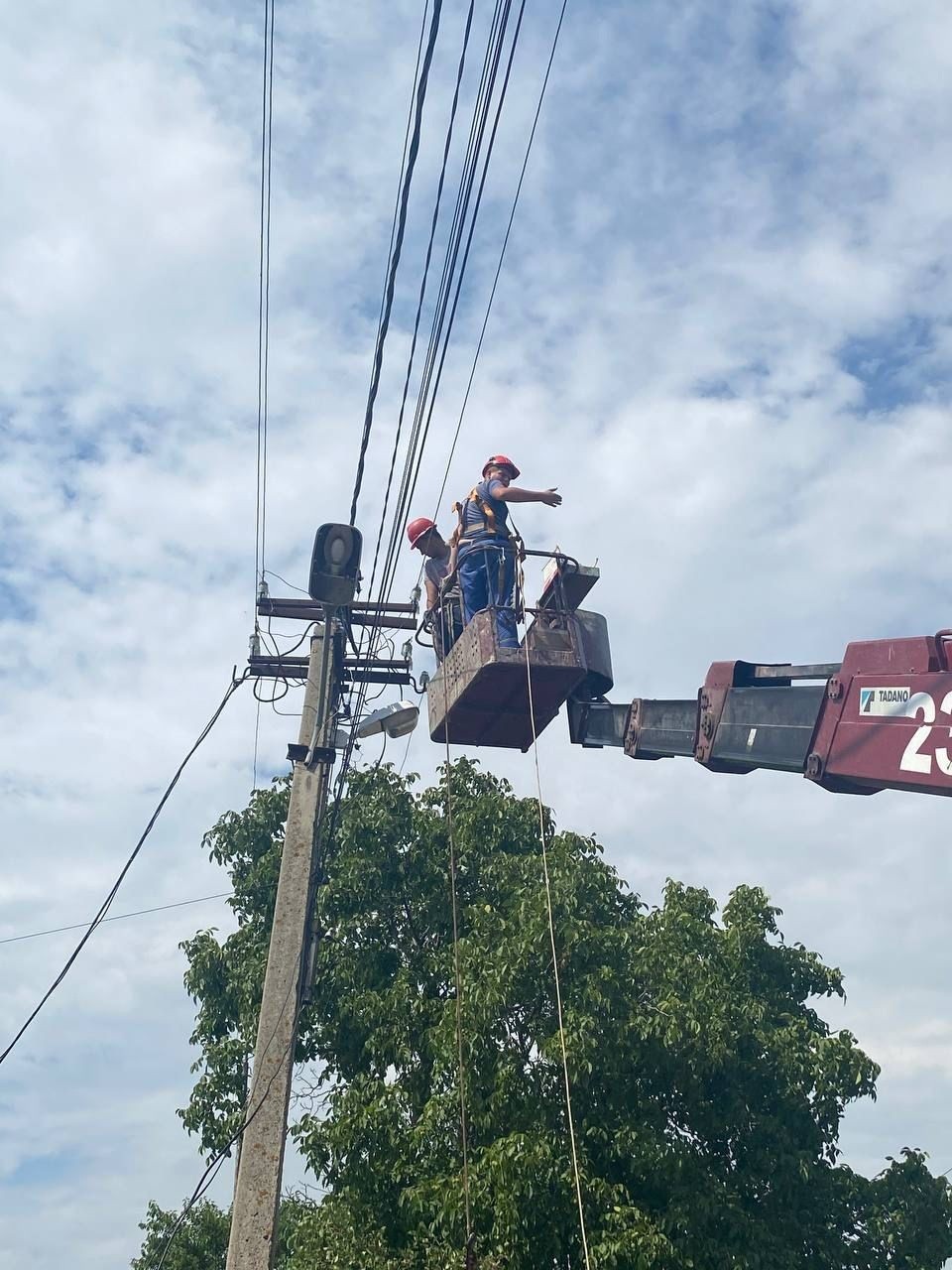 В Предгорном округе начался ремонт электрических сетей