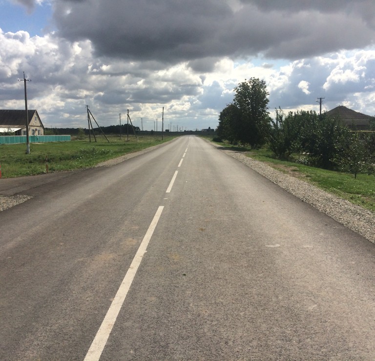На Ставрополье отремонтировали 8 км разбитой дороги за 46 млн рублей