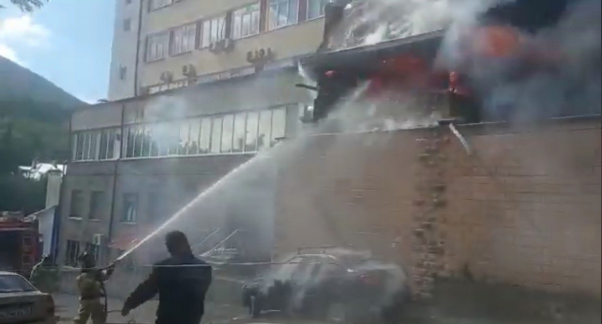 Прокуратура проверит обстоятельства пожара в кафе Железноводска Прокуратура проверит обстоятельства пожара в кафе Железноводска