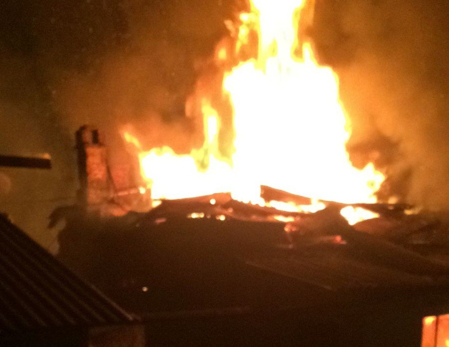 Следком организовал проверку по факту гибели мужчины при пожаре в Кисловодске Следком организовал проверку по факту гибели мужчины при пожаре в Кисловодске