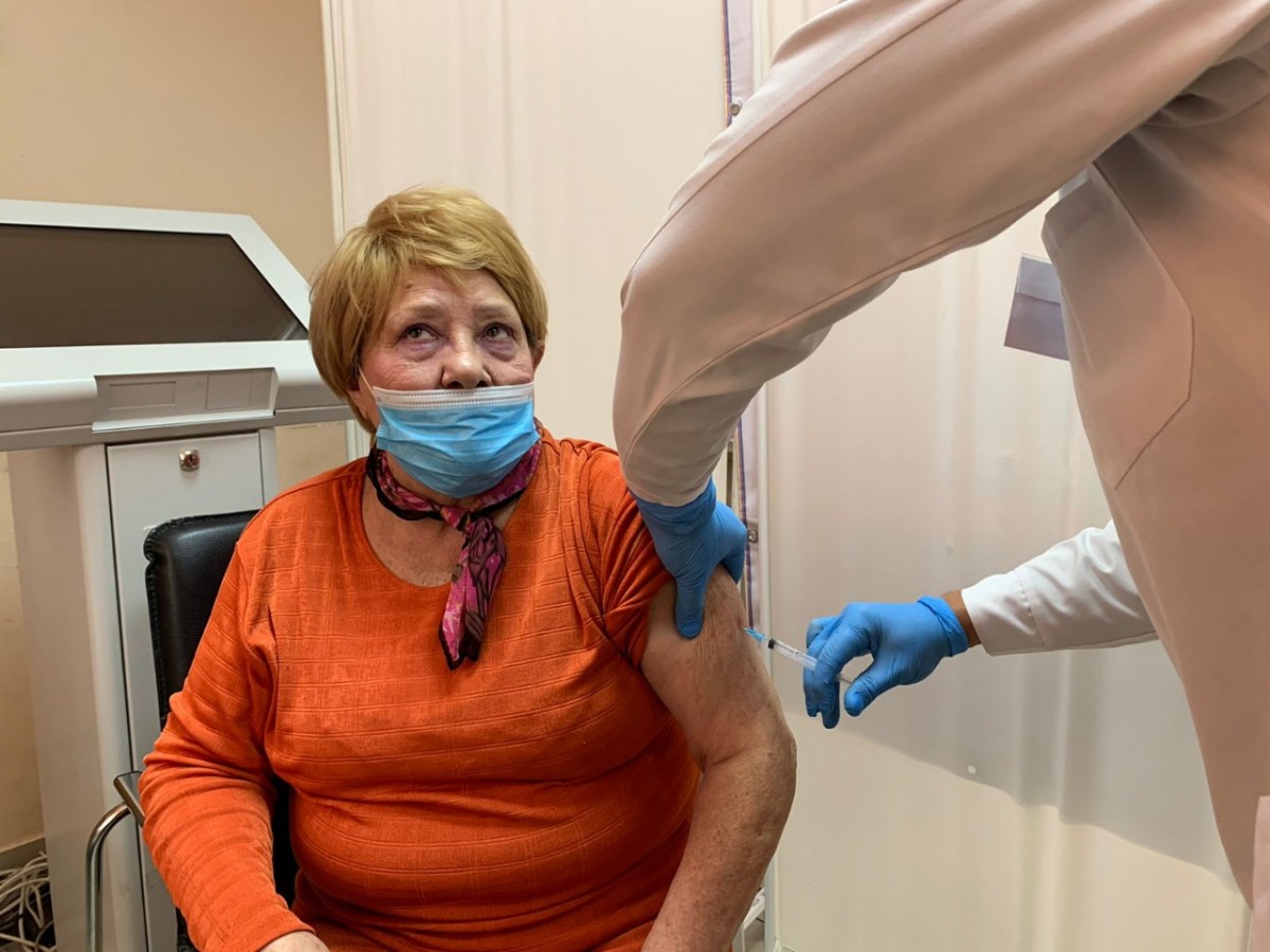 В МФЦ станицы Ессентукской развернули пункт вакцинации В МФЦ станицы Ессентукской развернули пункт вакцинации