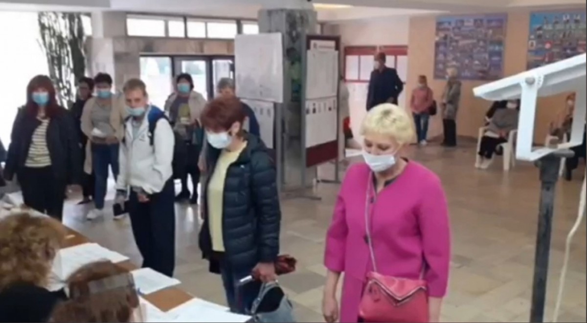 Артисты кисловодского цирка приняли участие в голосовании Артисты кисловодского цирка приняли участие в голосовании