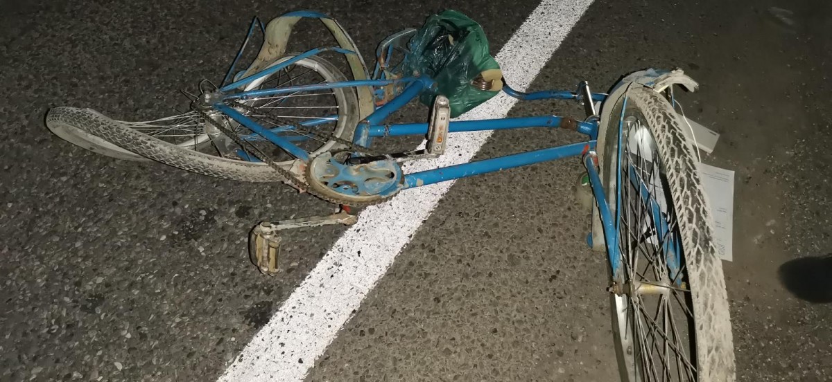 Пожилого велосипедиста насмерть сбила иномарка на Ставрополье Пожилого велосипедиста насмерть сбила иномарка на Ставрополье