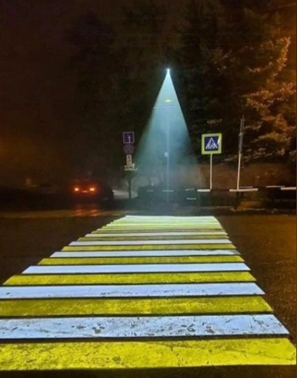 В Ставрополе на улице Кавалерийской заработал проекционный пешеходный переход В Ставрополе на улице Кавалерийской заработал проекционный пешеходный переход