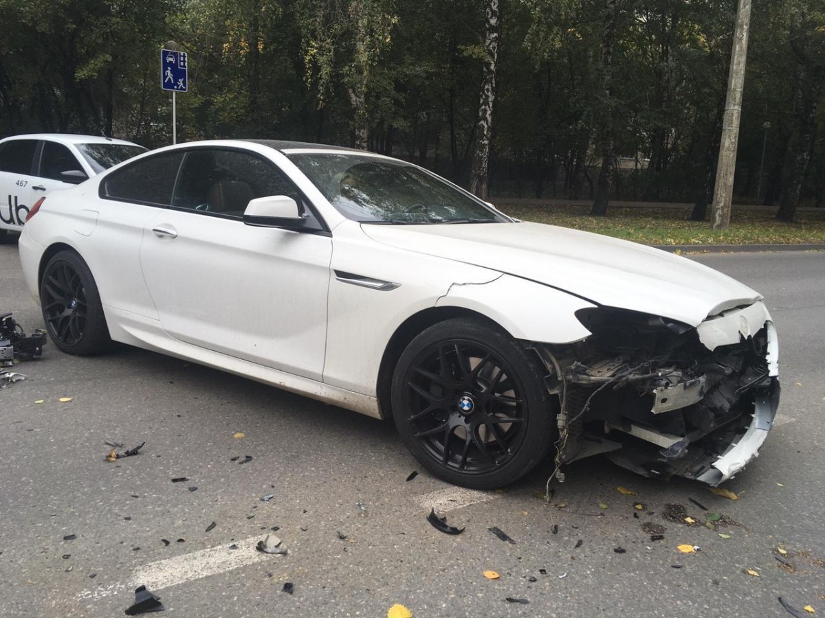 На юге Ставрополя BMW спровоцировала аварию с тремя машинами - АТВмедиа