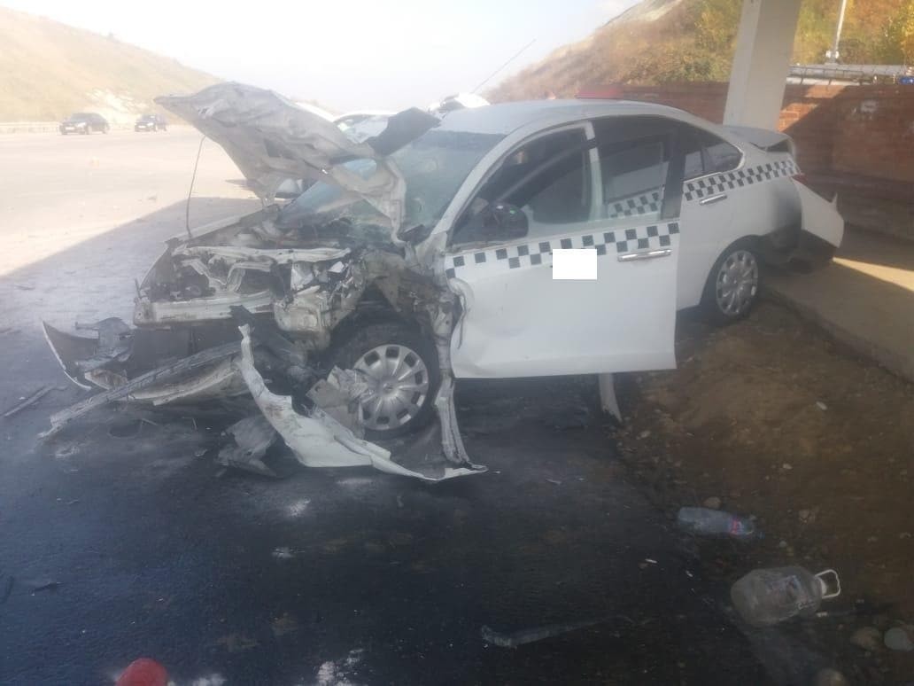 Два человека пострадали в аварии в Предгорном округе Два человека пострадали в аварии в Предгорном округе