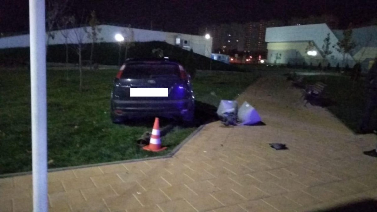 В Ставрополе вблизи Владимирской площади столкнулись две иномарки