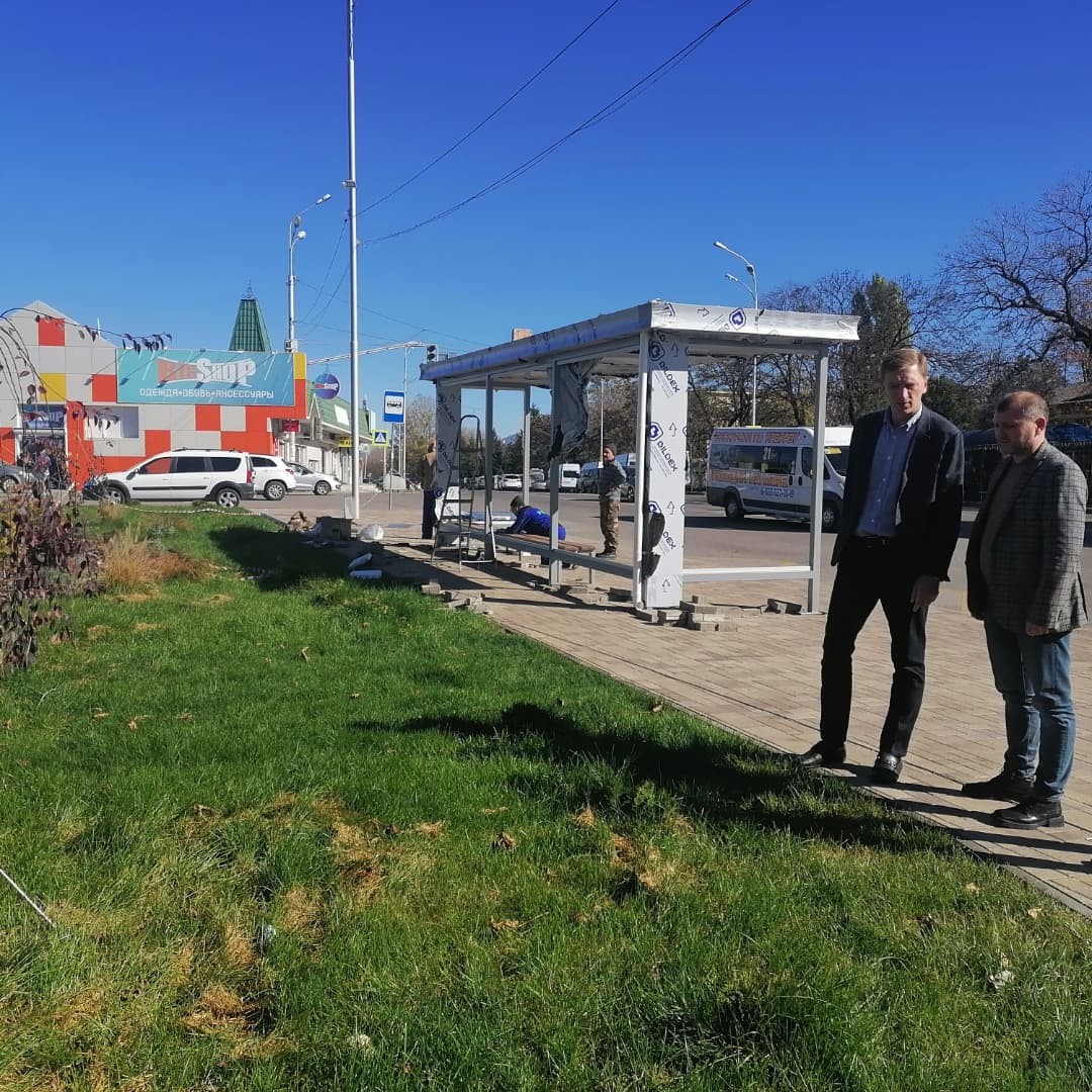 В Ессентуках отрегулируют остановку маршруток на Привокзальной площади В Ессентуках отрегулируют остановку маршруток на Привокзальной площади