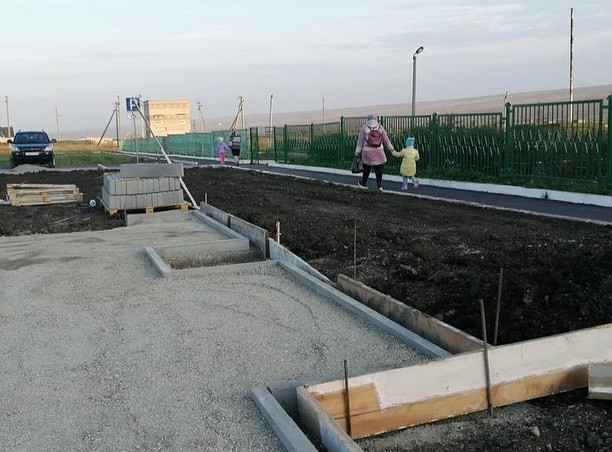 Пришкольную территорию в селе Курсавка благоустроят за миллион рублей Пришкольную территорию в селе Курсавка благоустроят за миллион рублей