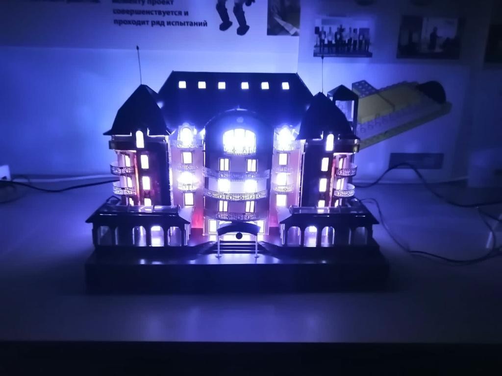 Остров Гулливеров в Железноводске продолжают заполнять копиями санаториев Остров Гулливеров в Железноводске продолжают заполнять копиями санаториев