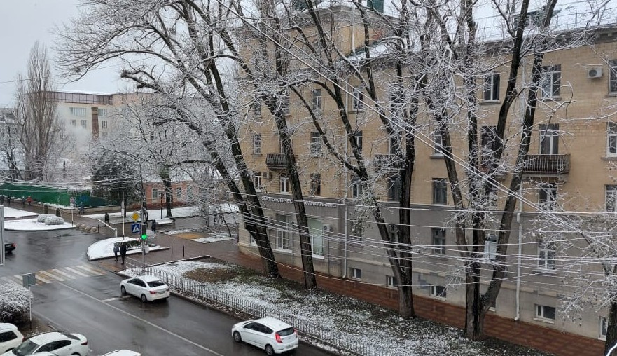 Мокрый снег выпал в Ставрополе