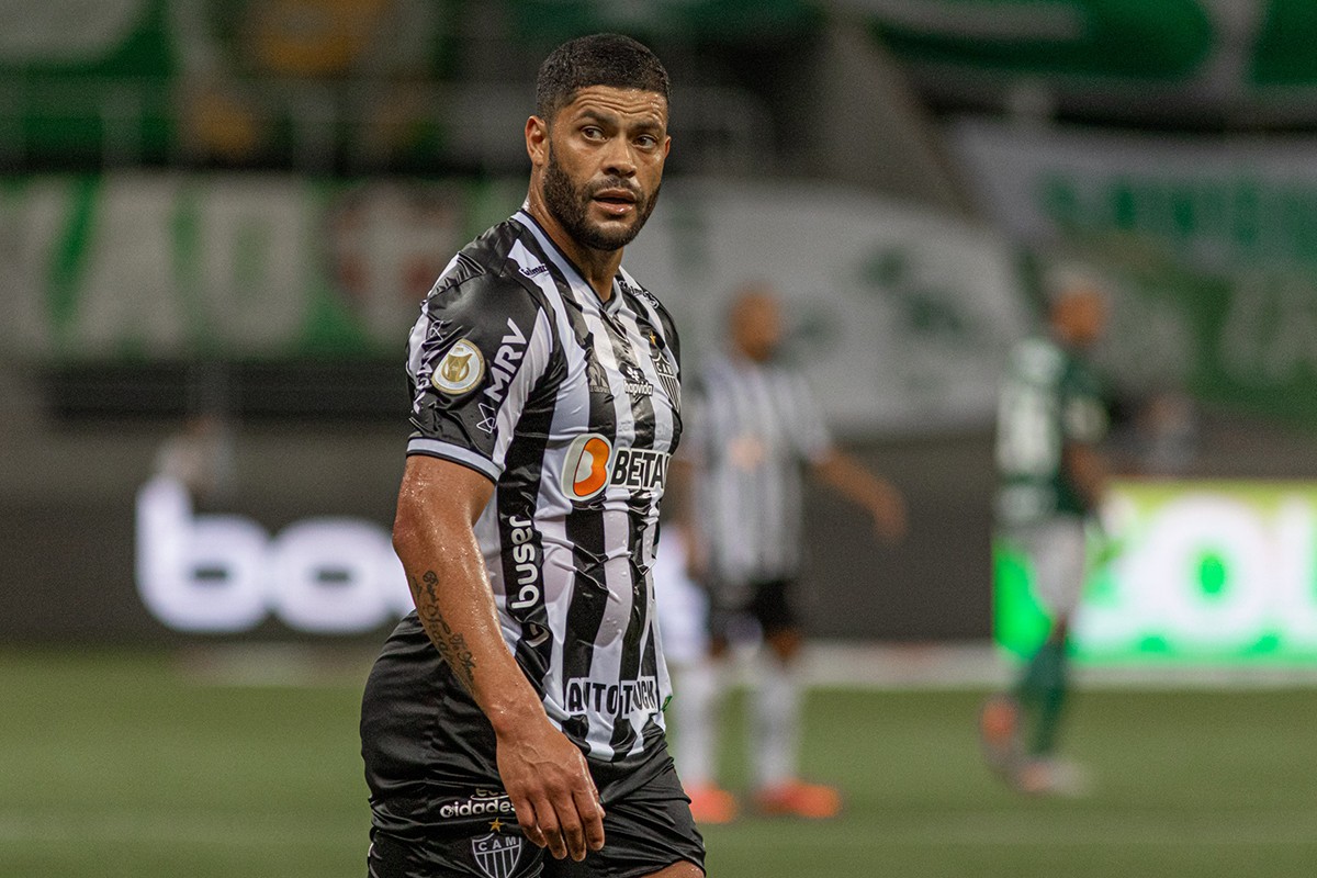 Имя чемпиона Бразилии по футболу зрители Wink узнают в прямом эфире Имя чемпиона Бразилии по футболу зрители Wink узнают в прямом эфире