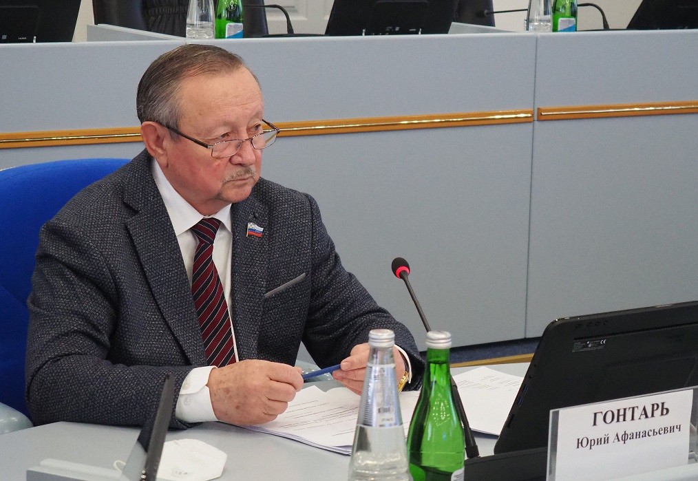 Депутаты работают над проектом закона о патриотизме, внесённым краевой прокуратурой Ставрополья