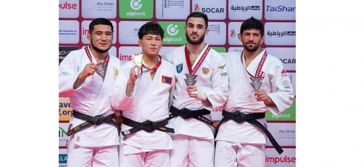 Пятигорчанин завоевал бронзу турнира Большого шлема по дзюдо в ОАЭ в составе сборной России Пятигорчанин завоевал бронзу турнира Большого шлема по дзюдо в ОАЭ в составе сборной России