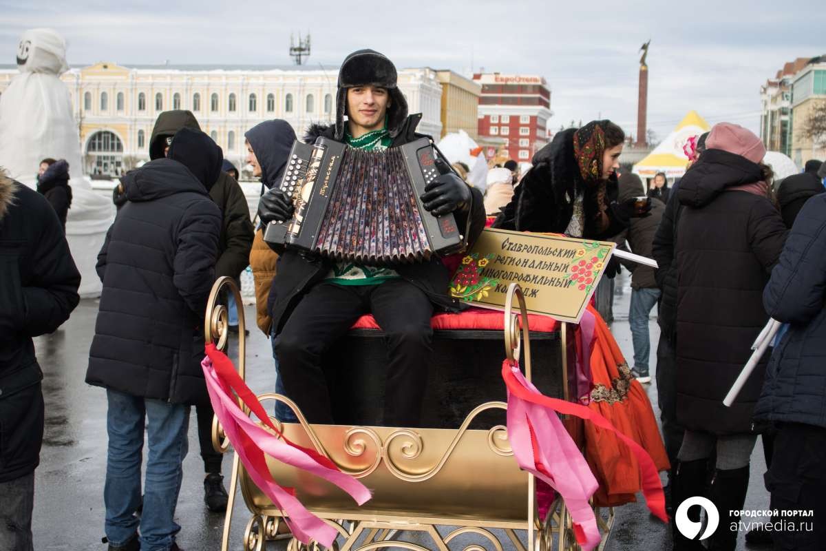 Как будем отдыхать в 2022 году: календарь праздничных дней