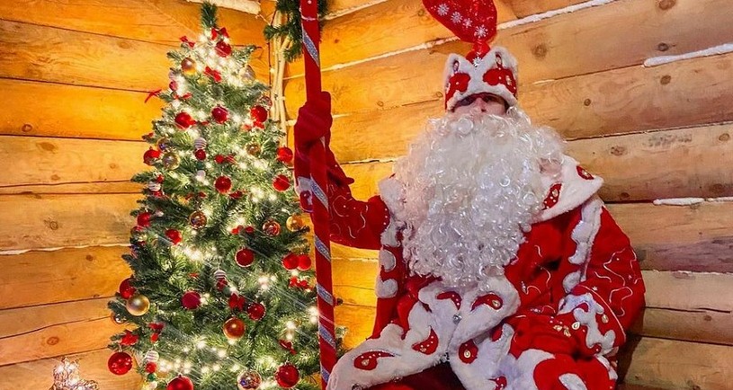 Более 1,5 тысячи гостей уже побывали в резиденции Деда Мороза в Ставрополе Более 1,5 тысячи гостей уже побывали в резиденции Деда Мороза в Ставрополе