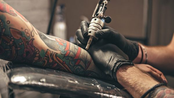 Как быть, если родители против татуировок? История из жизни