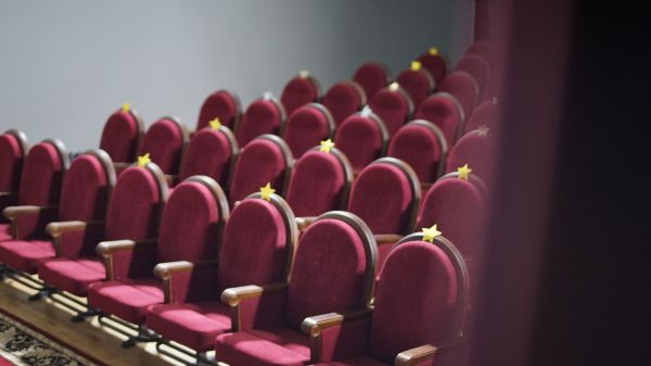 Занавес открывается: за кулисами Ставропольского театра кукол