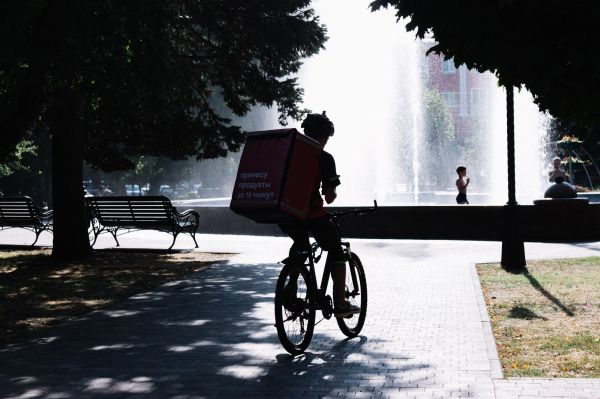 На велосипед и мороженое: как школьнику заработать летом?