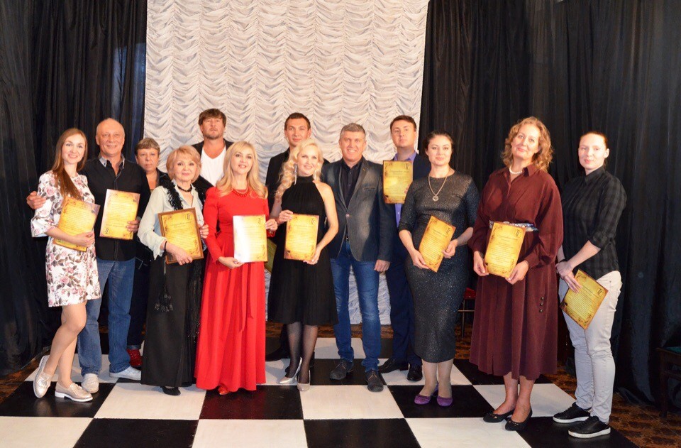 драмтеатр ставрополь. театр гармония ставрополь. театр гармония ставрополь официальный. гармония театр. музыкальный театр гармония новороссийск.