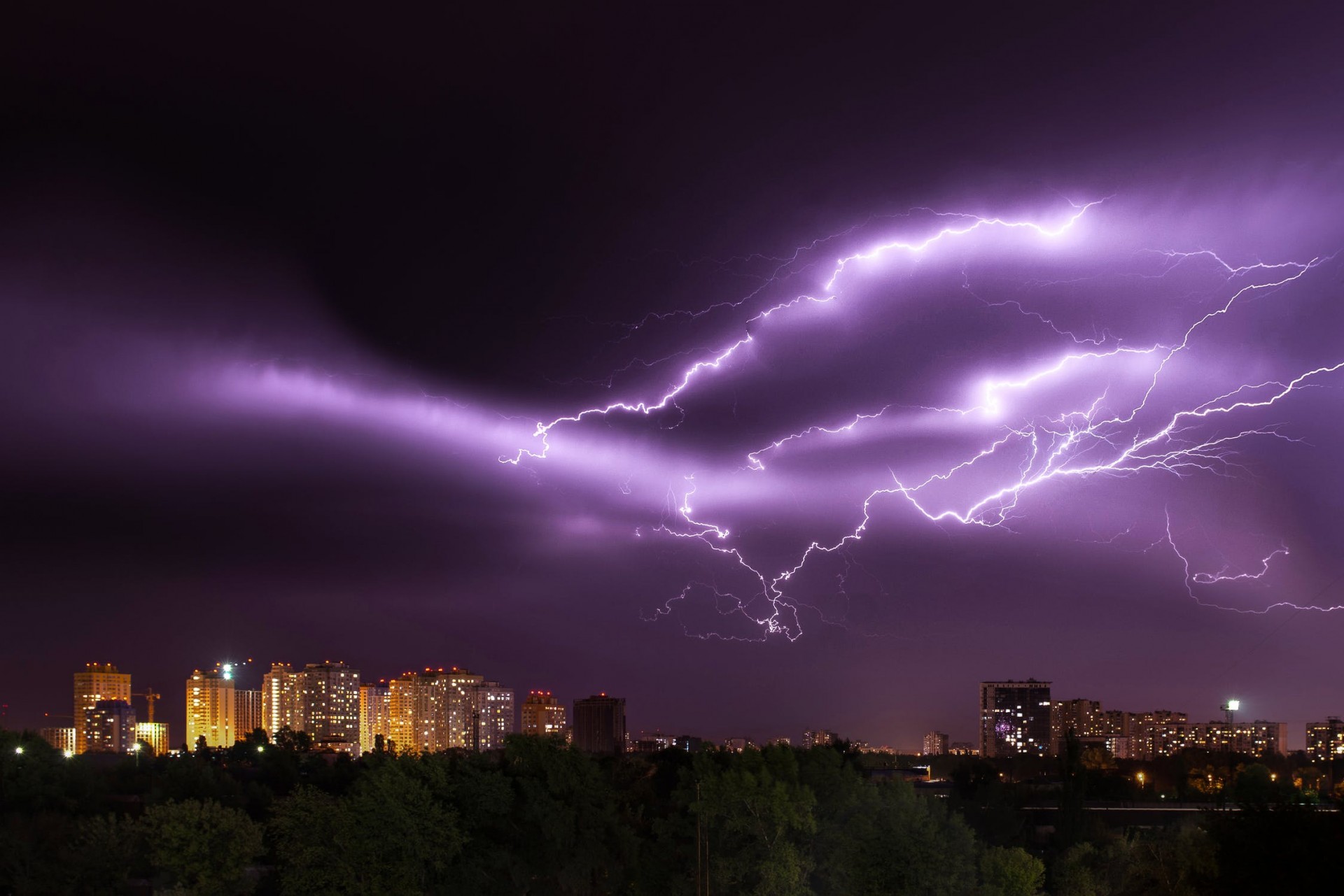 Грозы и кратковременные дожди ожидаются на Ставрополье