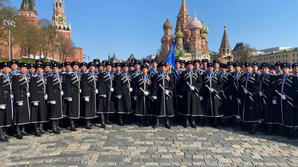 Студенты из Ставрополя приняли участие в Параде Победы в Москве |  09.05.2022 | Ставрополь - БезФормата