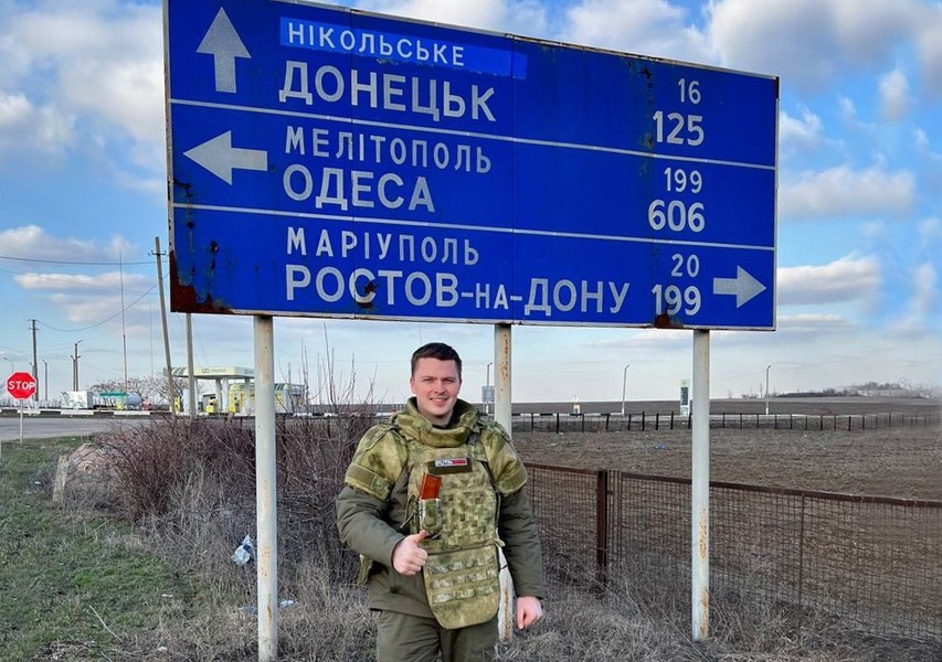 Волонтер из Ставрополя участвует в гуманитарной миссии в Мариуполе