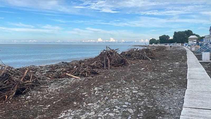 Тела двух женщин из Ставропольского края нашли в унесенных в Черное море автомобилях