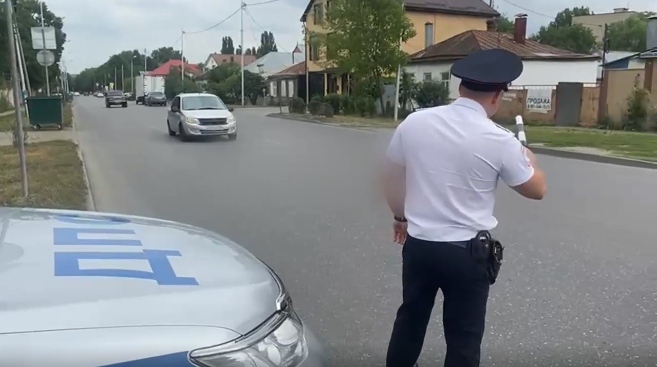 650 водителей привлекли к ответственности благодаря скрытым патрулям ДПС в Пятигорске