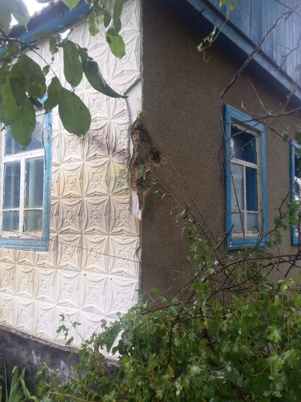 Молния ударила в жилой дом на Ставрополье
