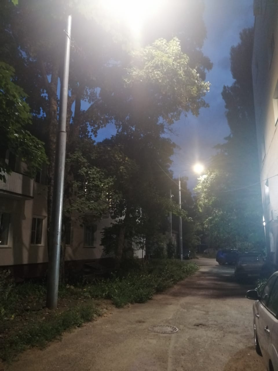 На улице Ленина в Ставрополе зажгли внутриквартальную линию освещения