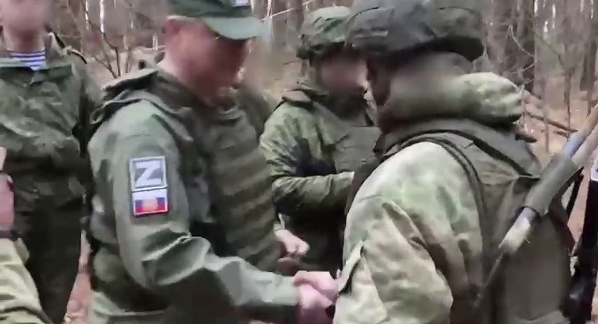 Глава Ставрополья лично вручил награды военнослужащим в Херсонской области