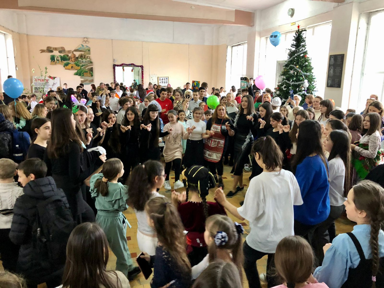 На школьных ярмарках в Кисловодске собрали более 3,5 млн рублей