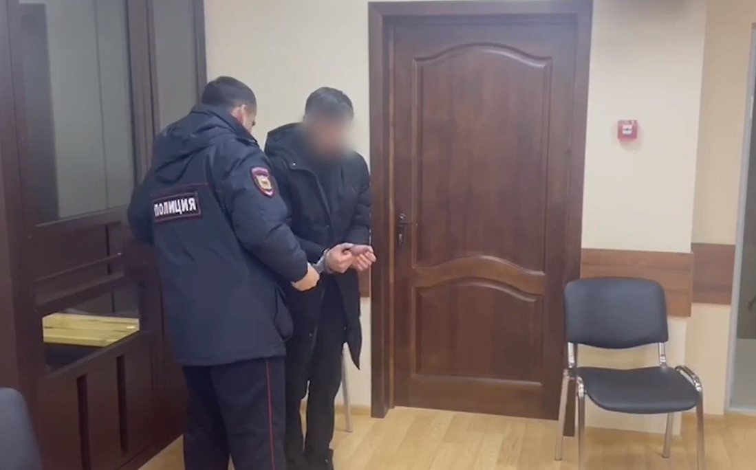 Четыре жителя Ставрополья вымогали деньги у двух подростков