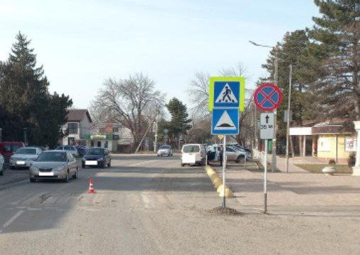 В селе Кочубеевском водитель сбил женщину на пешеходном переходе