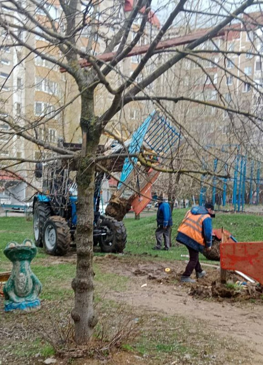 В Ставрополе на месте демонтированной детской площадки по ул. Пирогова установят новую