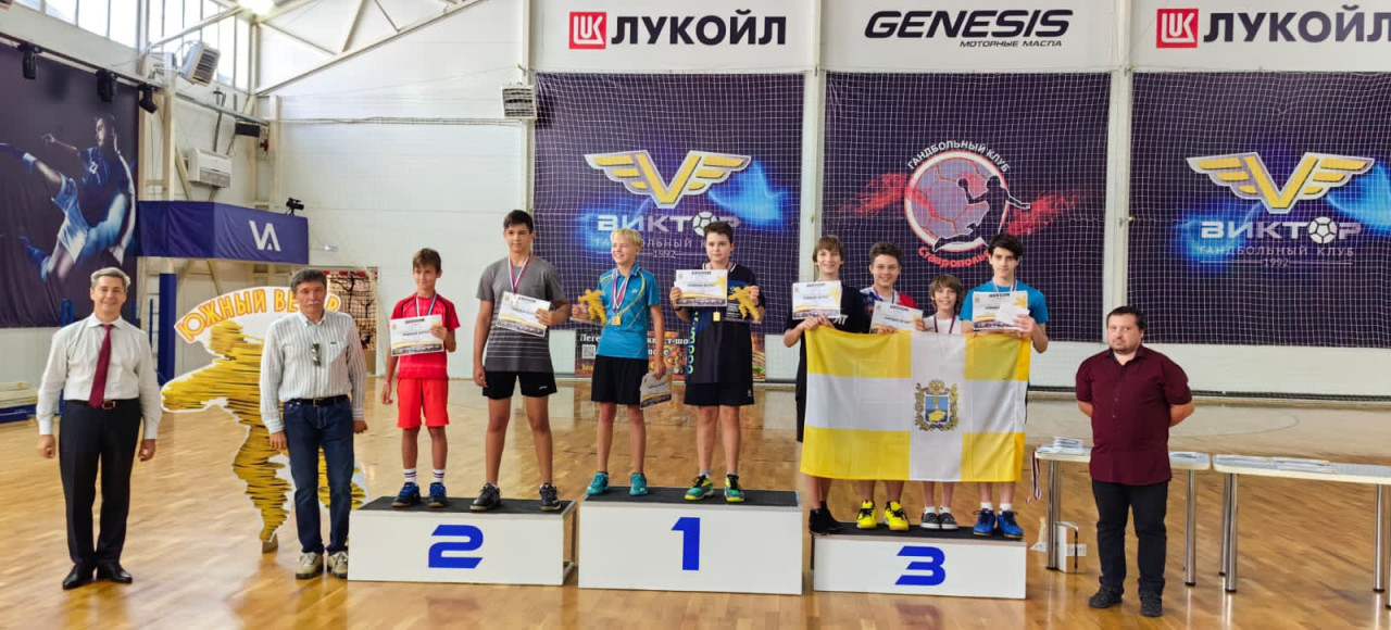 Всероссийские юношеские и юниорские соревнования по бадминтону прошли в Ставрополе