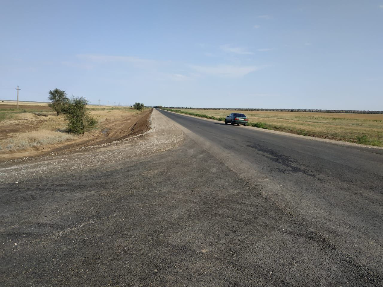В Арзгирском округе капитально ремонтируют дорогу между населенными пунктами