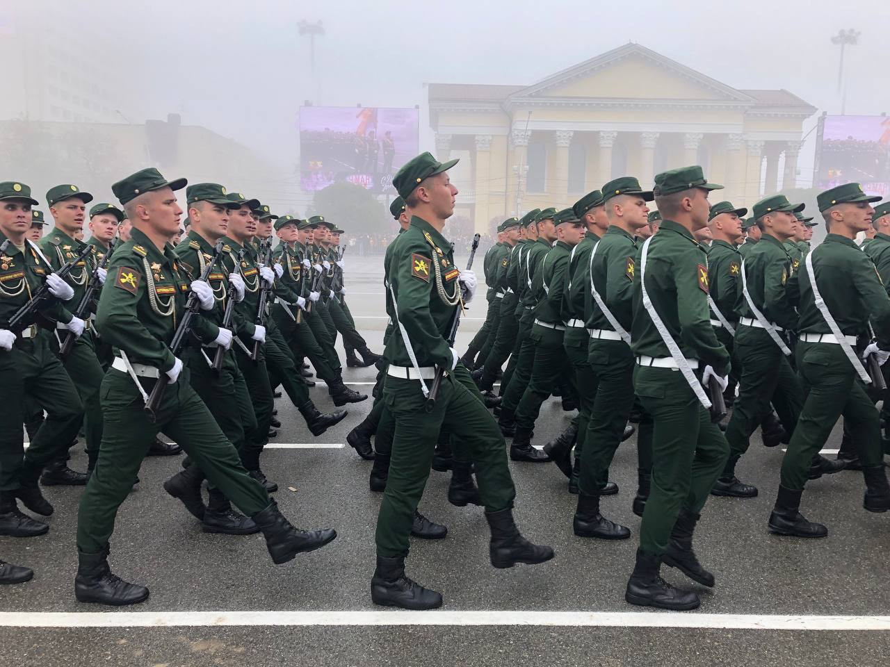 17-летнюю девушку сбили на пешеходном переходе в Ставрополе | 15.11.2023 |  Ставрополь - БезФормата