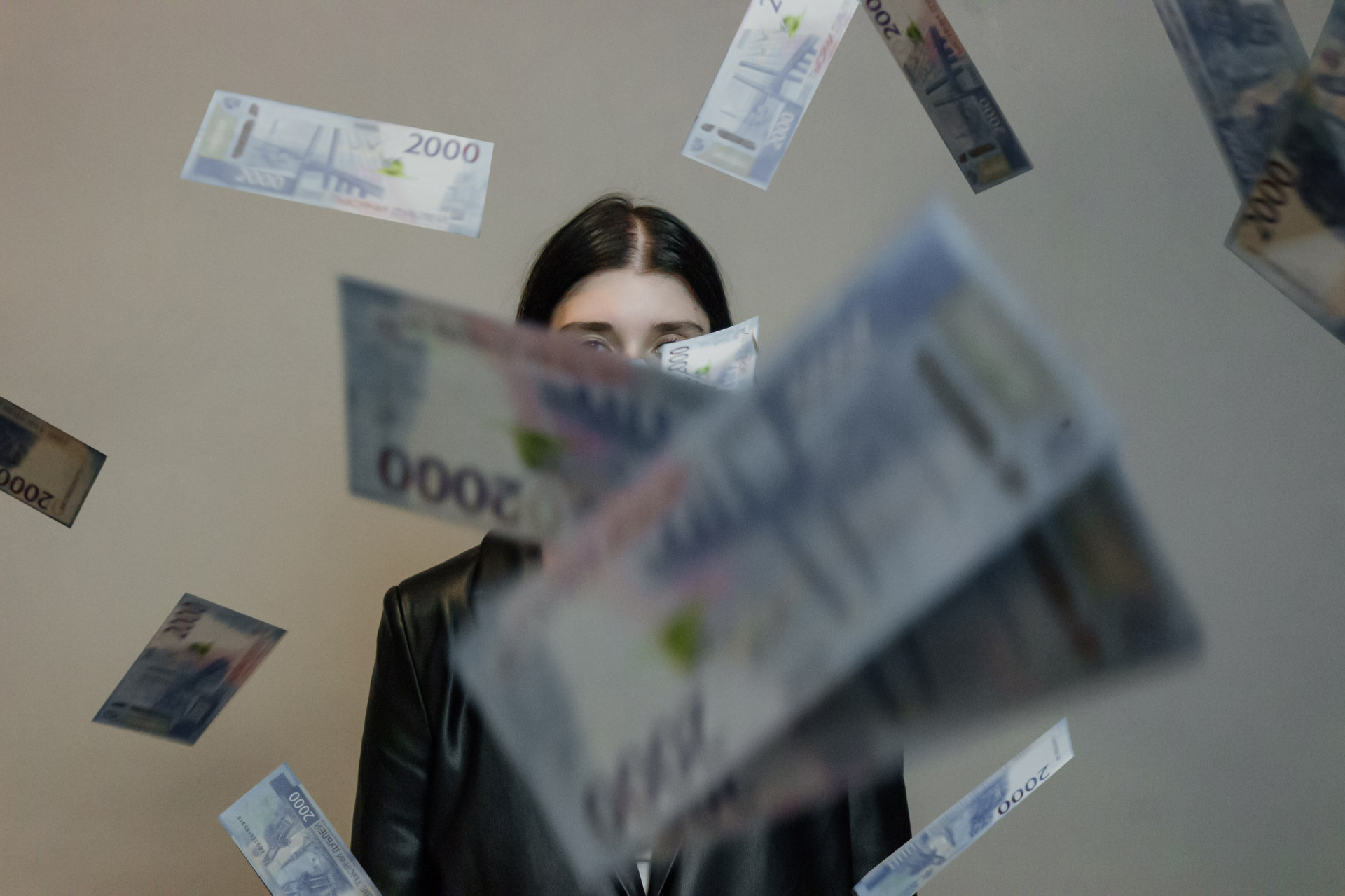 Как объявить себя банкротом и списать долги: советы юриста - Российская газета