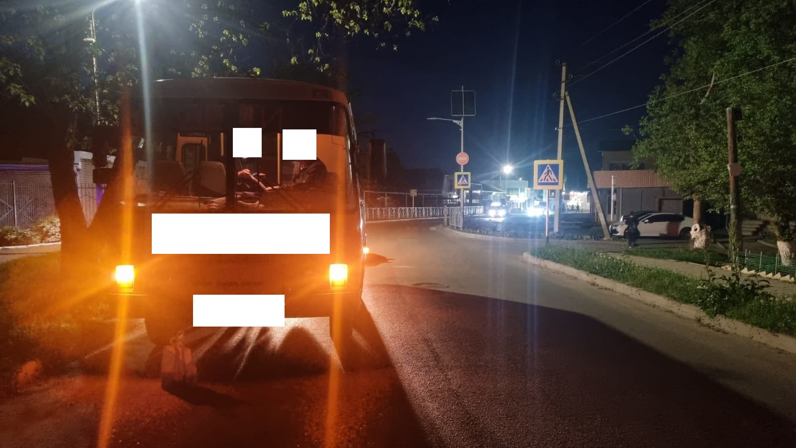 Невнимательный водитель автобуса сбил женщину в Изобильном