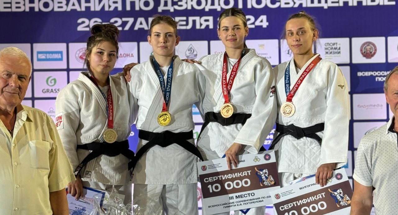 Дзюдоистки из Невинномысска завоевали медали на всероссийских соревнованиях