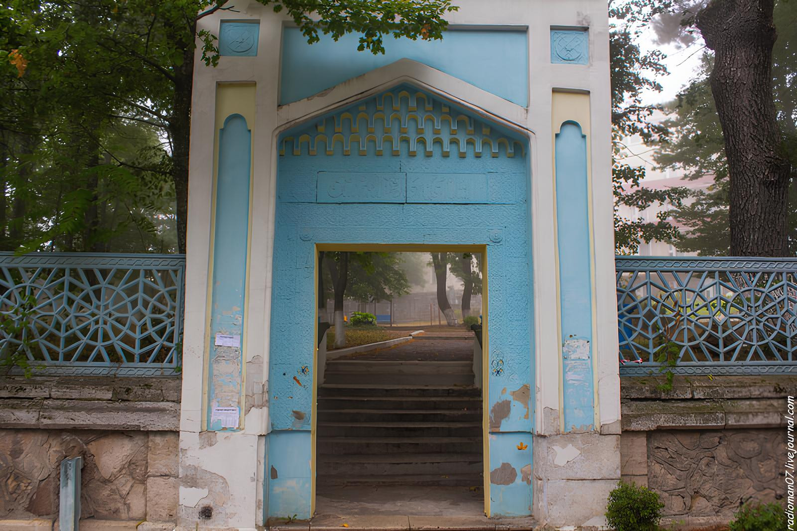 Активисты отреставрируют портал около Дворца эмира Бухарского в Железноводске