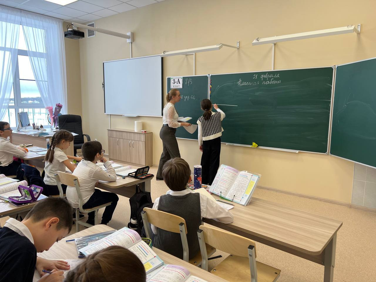 На Ставрополье учредят почетные звания и выплаты для педагогов