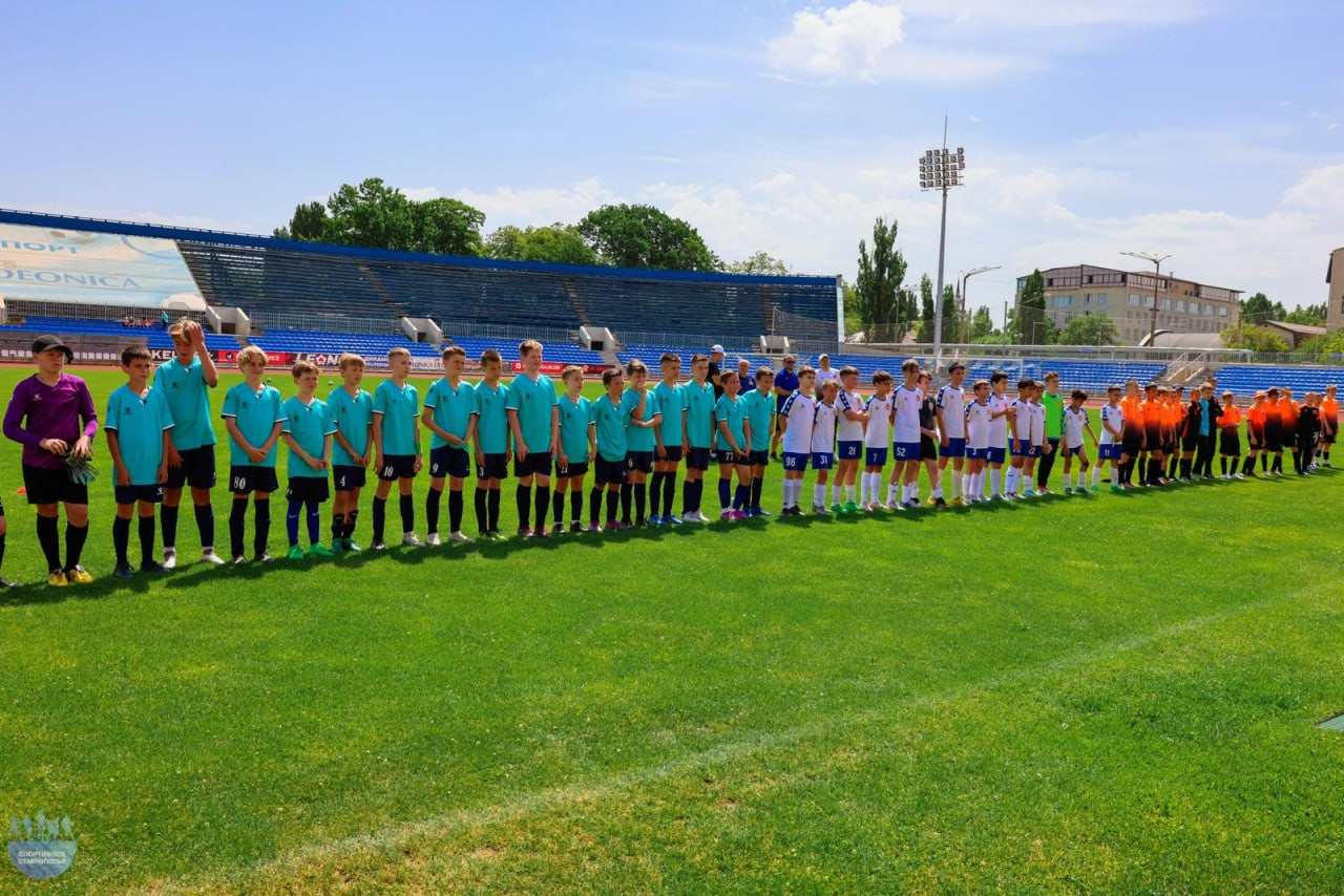 Открытый региональный кубок по футболу памяти А. Бессонова прошел в Ставрополе