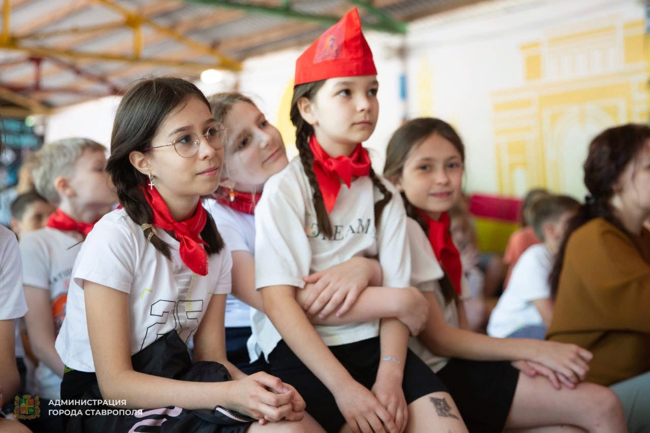 Первая смена торжественно открылась в «Лесной поляне» в Ставрополе |  21.06.2024 | Ставрополь - БезФормата