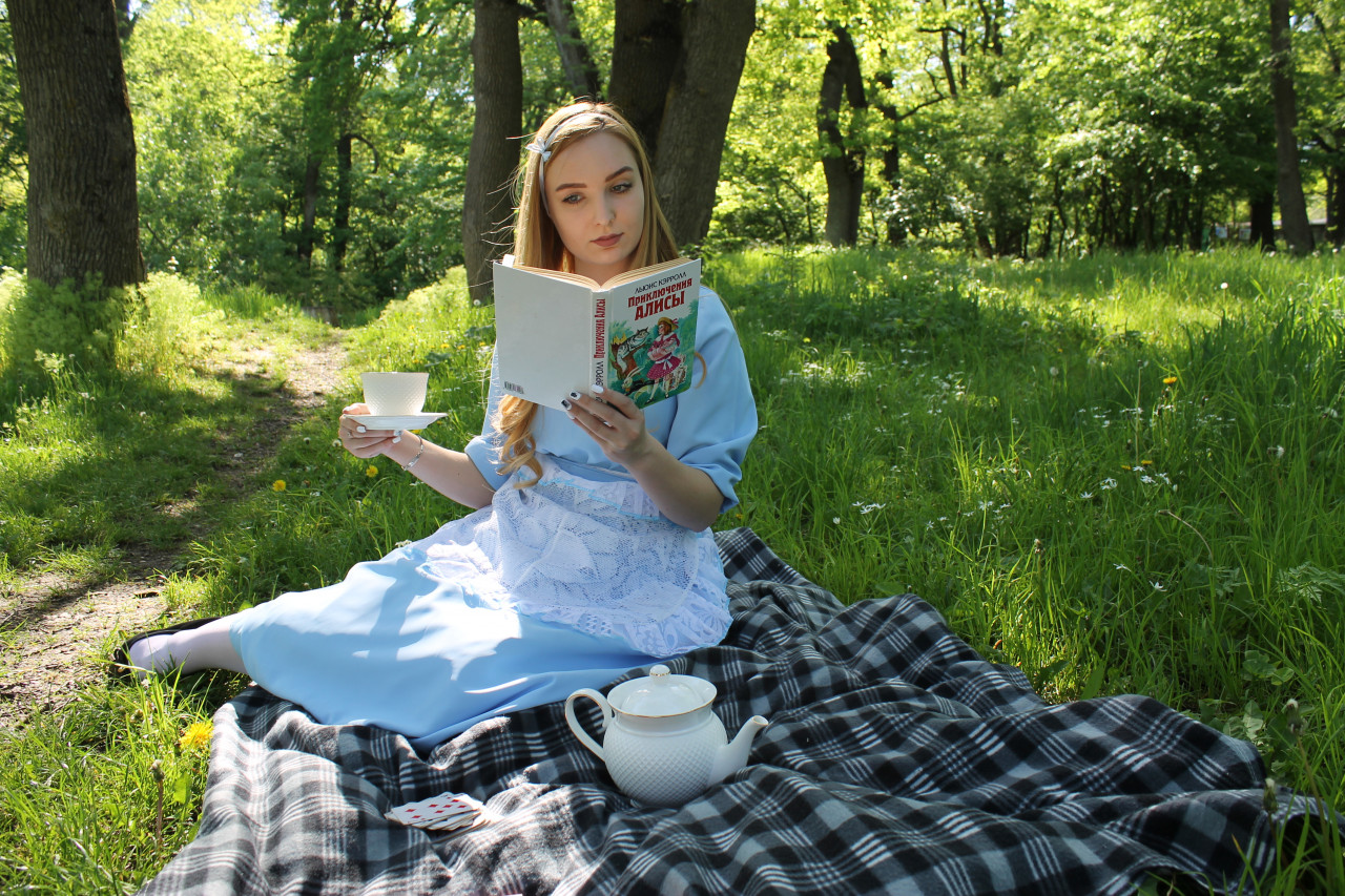 Гороскоп для Весов на апрель 2025 года