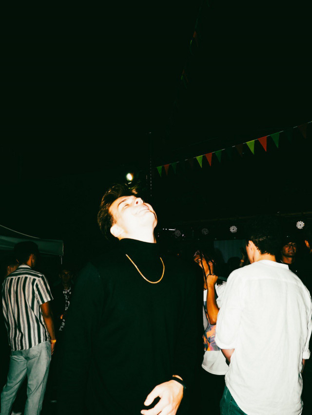 Дискотека, флешмобы и мастер-класс по хип-хопу пройдут в Ессентуках