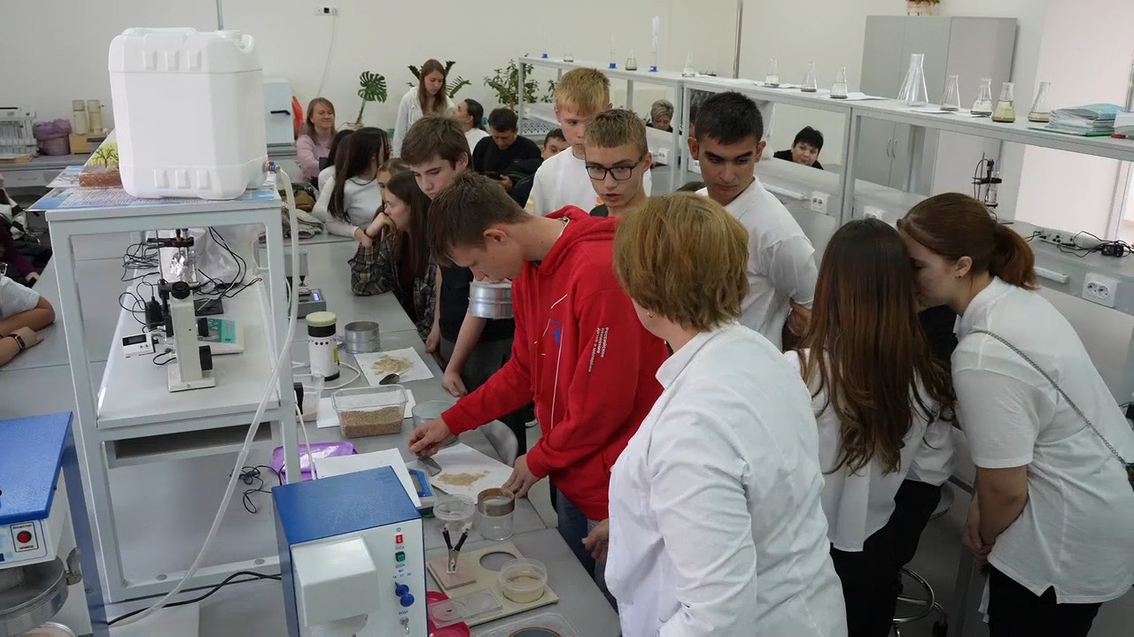 В СтГАУ  прошёл единый день открытых дверей программы «Профессионалитет»