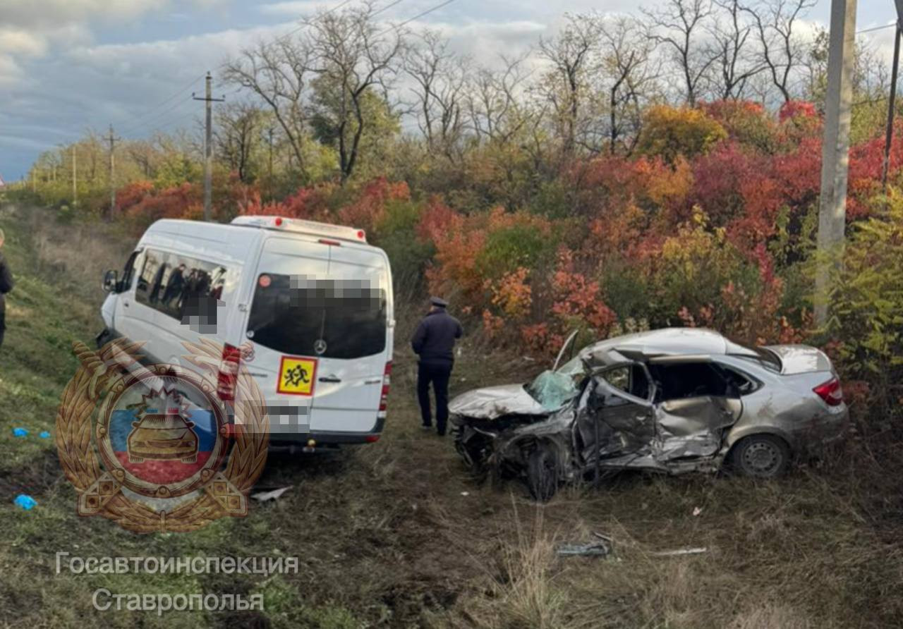 Водитель “Лады Гранты” погиб в аварии в Минераловодском округе Водитель “Лады Гранты” погиб в аварии в Минераловодском округе